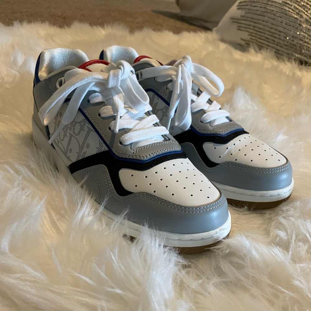 Christian Dior sneaker almost new